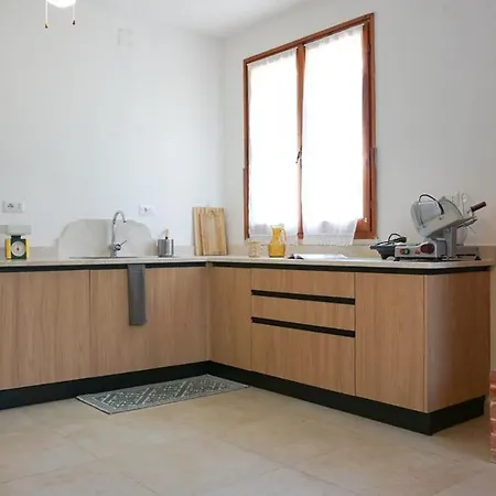 Maris Villa *